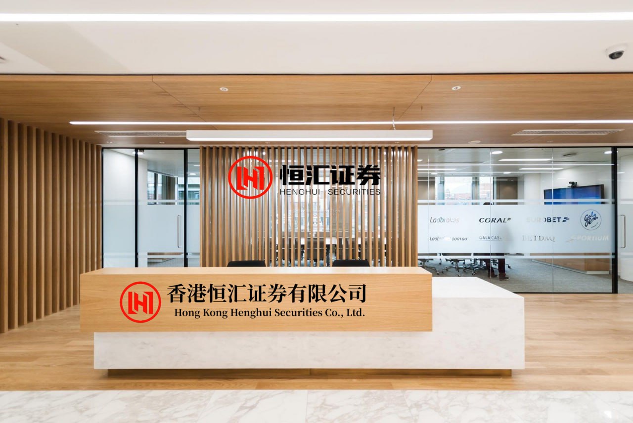 盛瑞德优配 局势升级担忧助推原油大涨，美股重挫、纳指再跌2%，VIX突破30，黄金涨近3%
